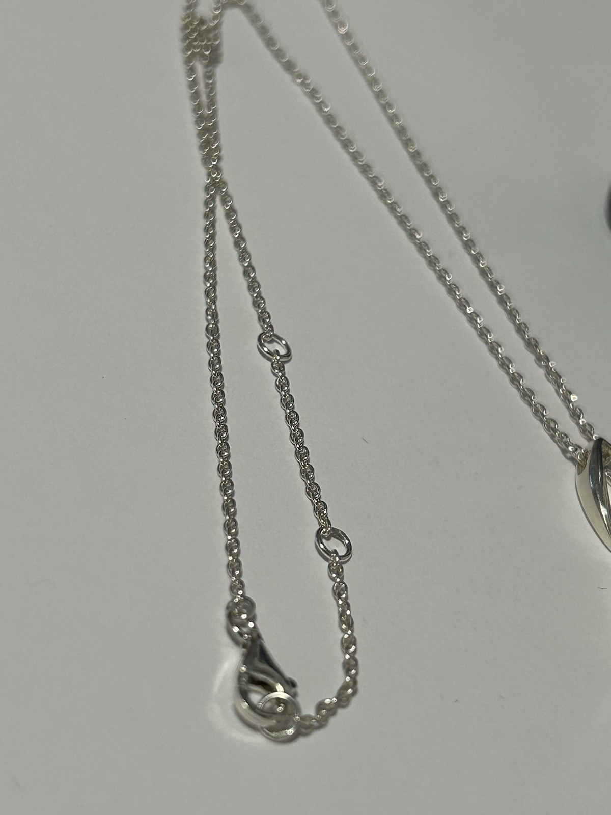 Lovely Sterling Silver 5cm Interlinked Pendant 45cm (17.7”) Necklace (6.41g)