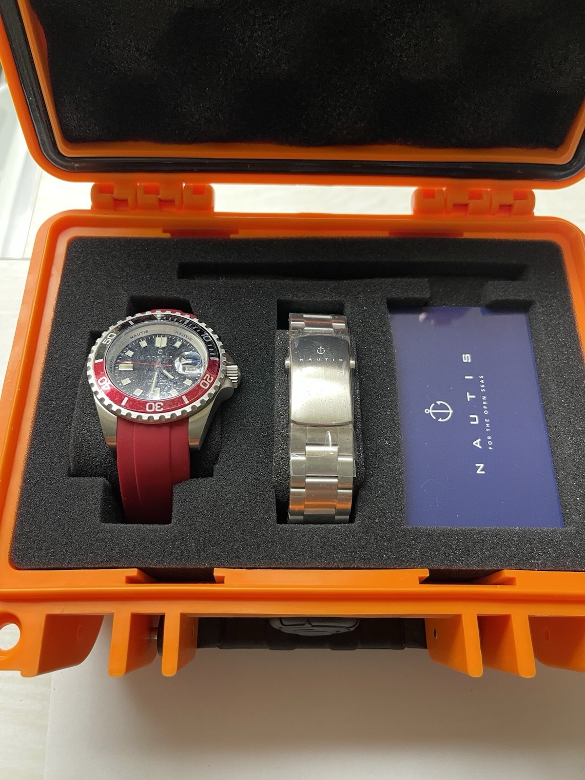 Nautis Commander 2000 Men’s Automatic Diver Watch Limited Edition Red Black