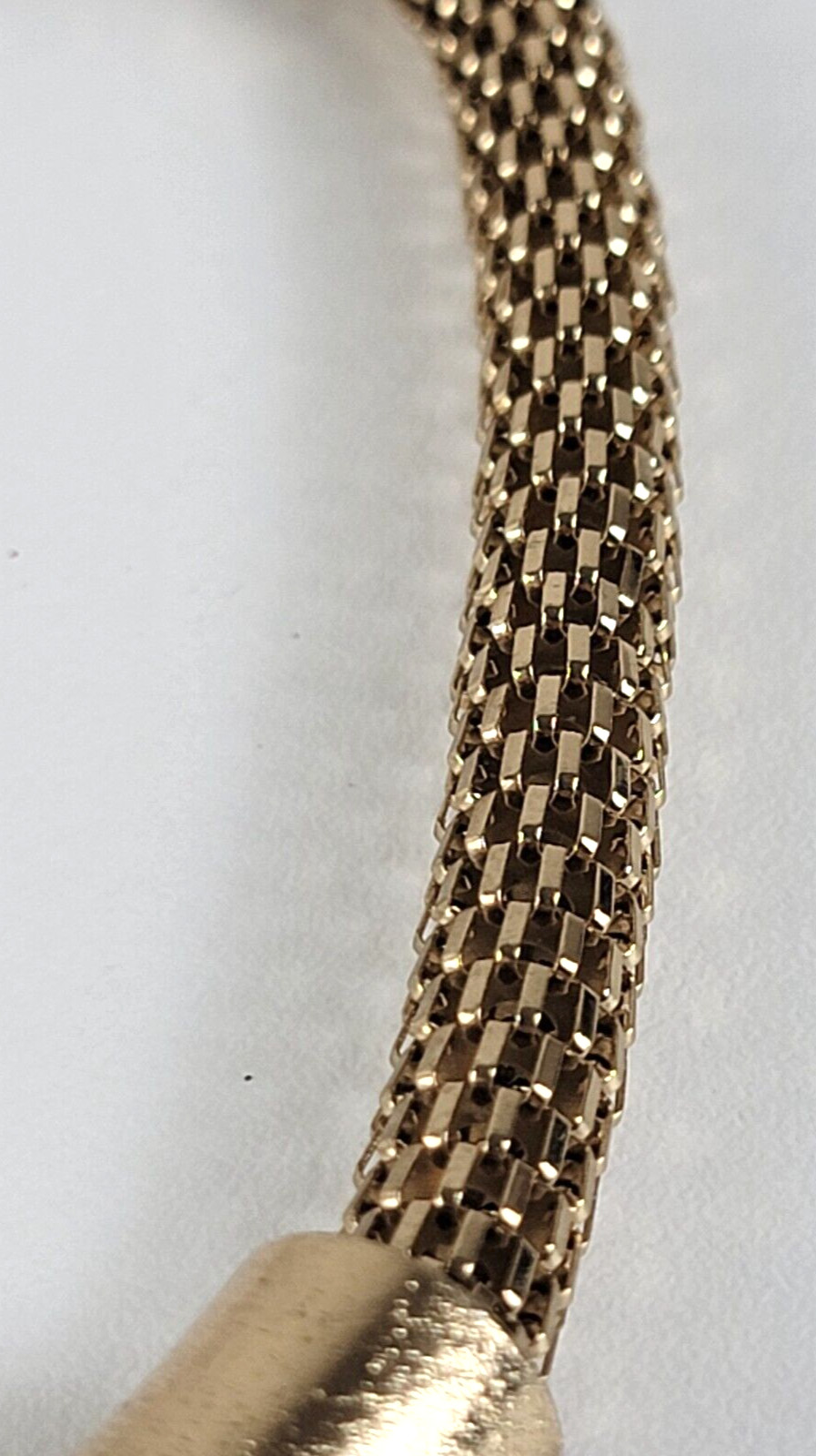 Gold-Tone Mesh Chain Sliding Tube Charm Necklace 21″ Lobster Clasp Modernist
