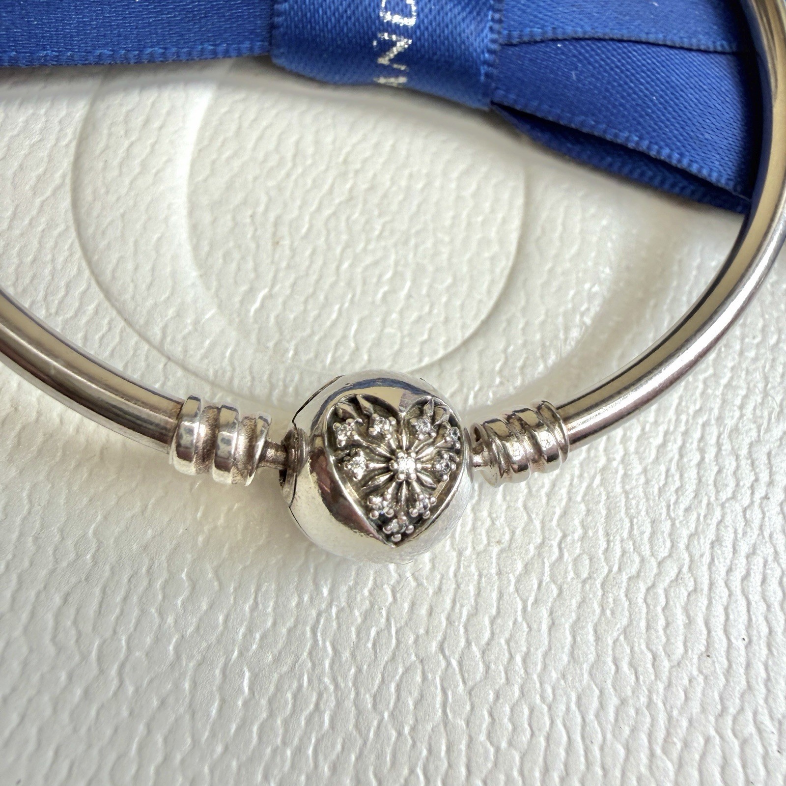 Authentic Pandora Silver “You Melt My Heart” Winter Bangle 19cm #598619C00