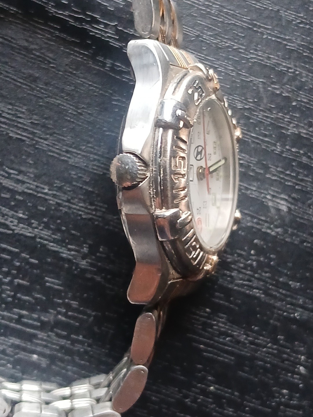 Wenger Swiss Army Swiss Military Two-tone Hyundai Women’s Watch New Battery