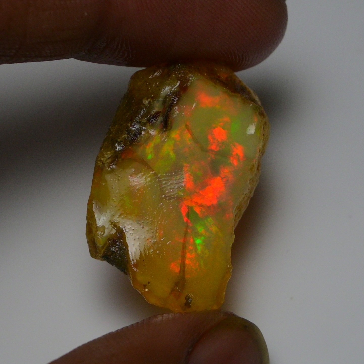 Ethiopian Oil Opal Specimen 22.50 cts Natural Rough Gemstone – Fire Opal Roug