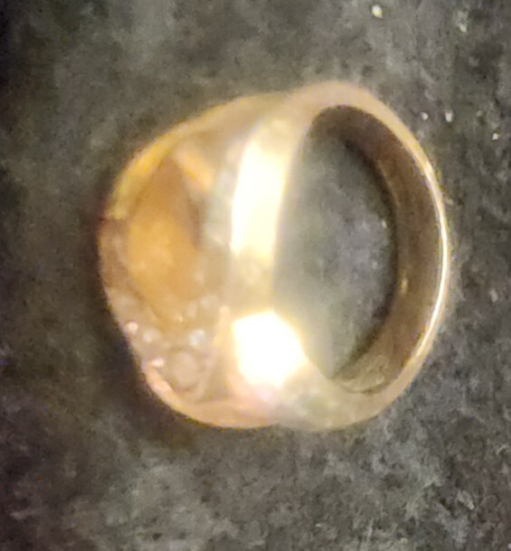 Nice Vintage 10 kt gold filled HM Stamped Gold Textured Rhinestone Cocktail Ring