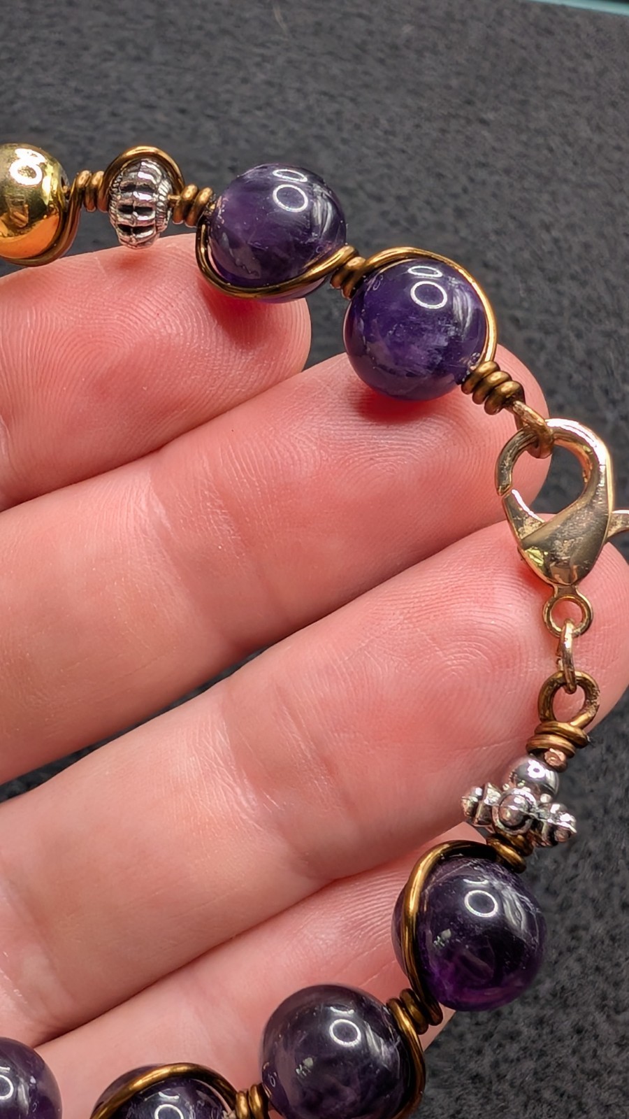 Women’s Stylish Orange Purple Chunky Bead Wire Wrapped Bracelet (16cm) S Wrist