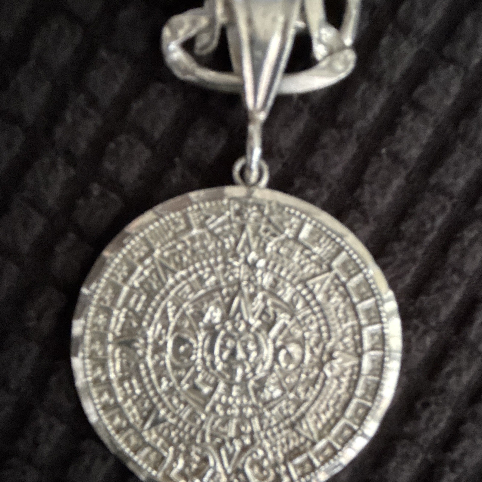 Sterling Silver 925 Figaro Chain Necklace Round Coin Medal Pendant solid 65.2g