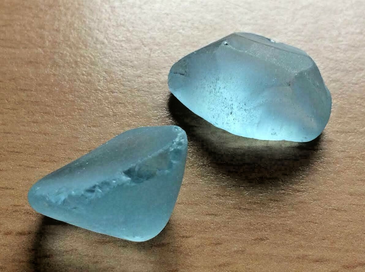 Topaz Swiss Blue Faceting Rough Supper Clean Very Bright Stones From 30 – 60 ct