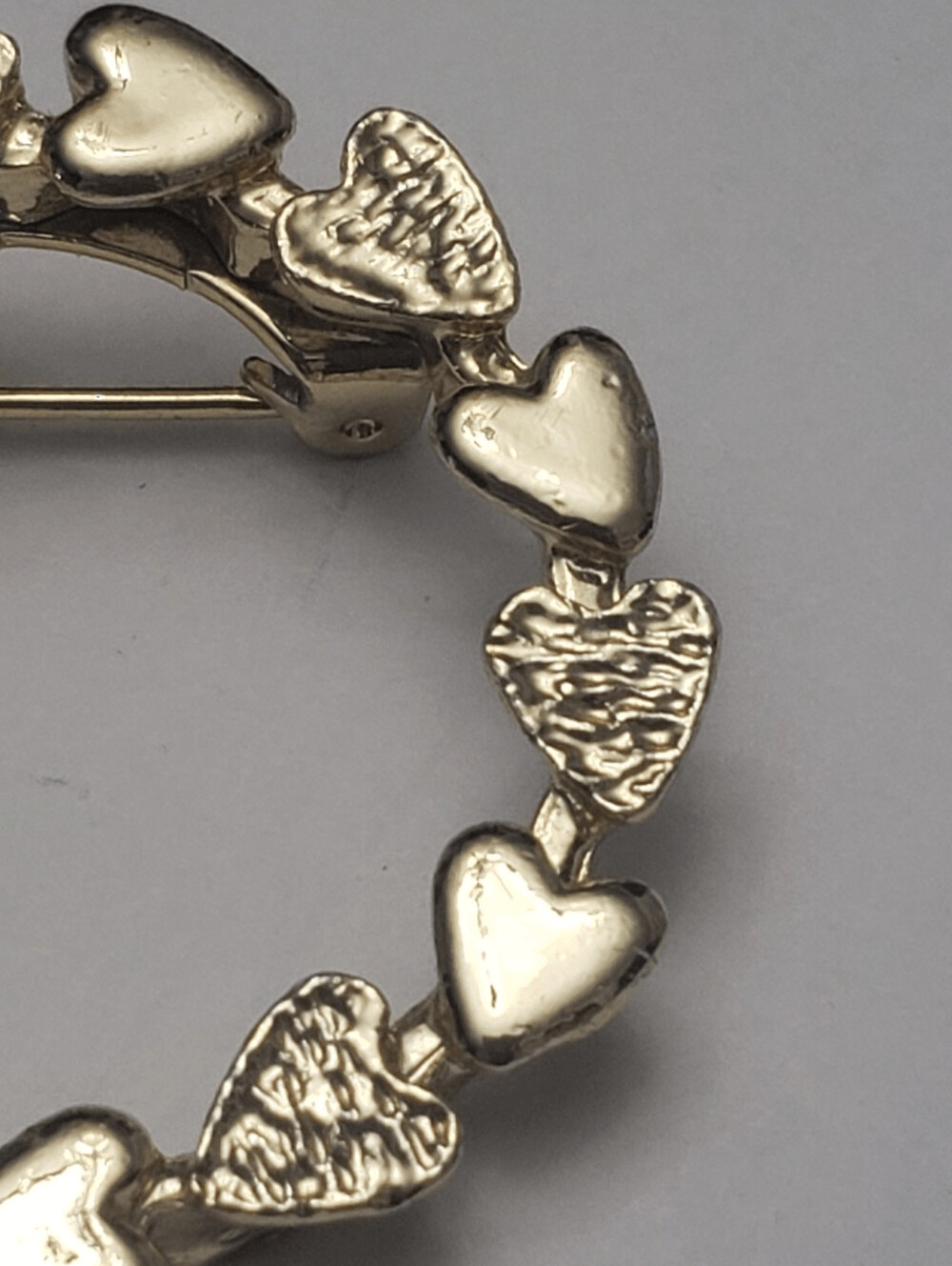 Vintage GERRY’S Signed Goldtone Hearts Brooch Pin