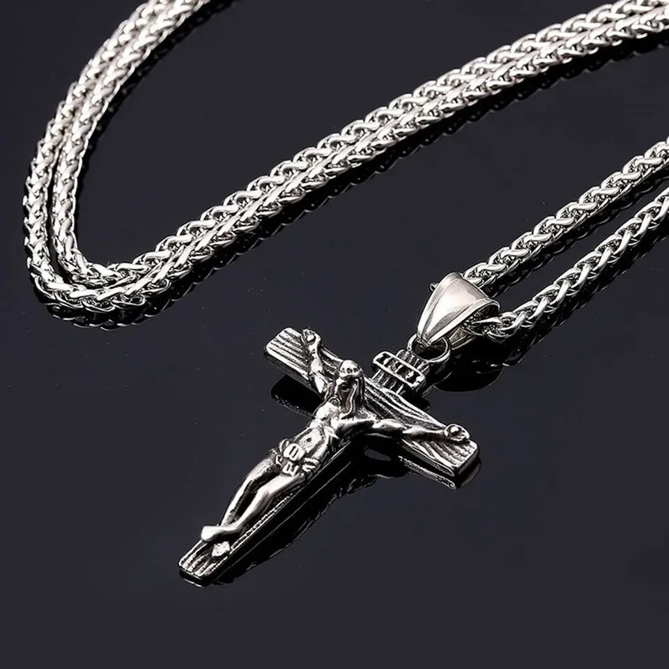 925 Sterling Silver 3D Christian Jesus Christ Cross Catholic Crucifix Necklace