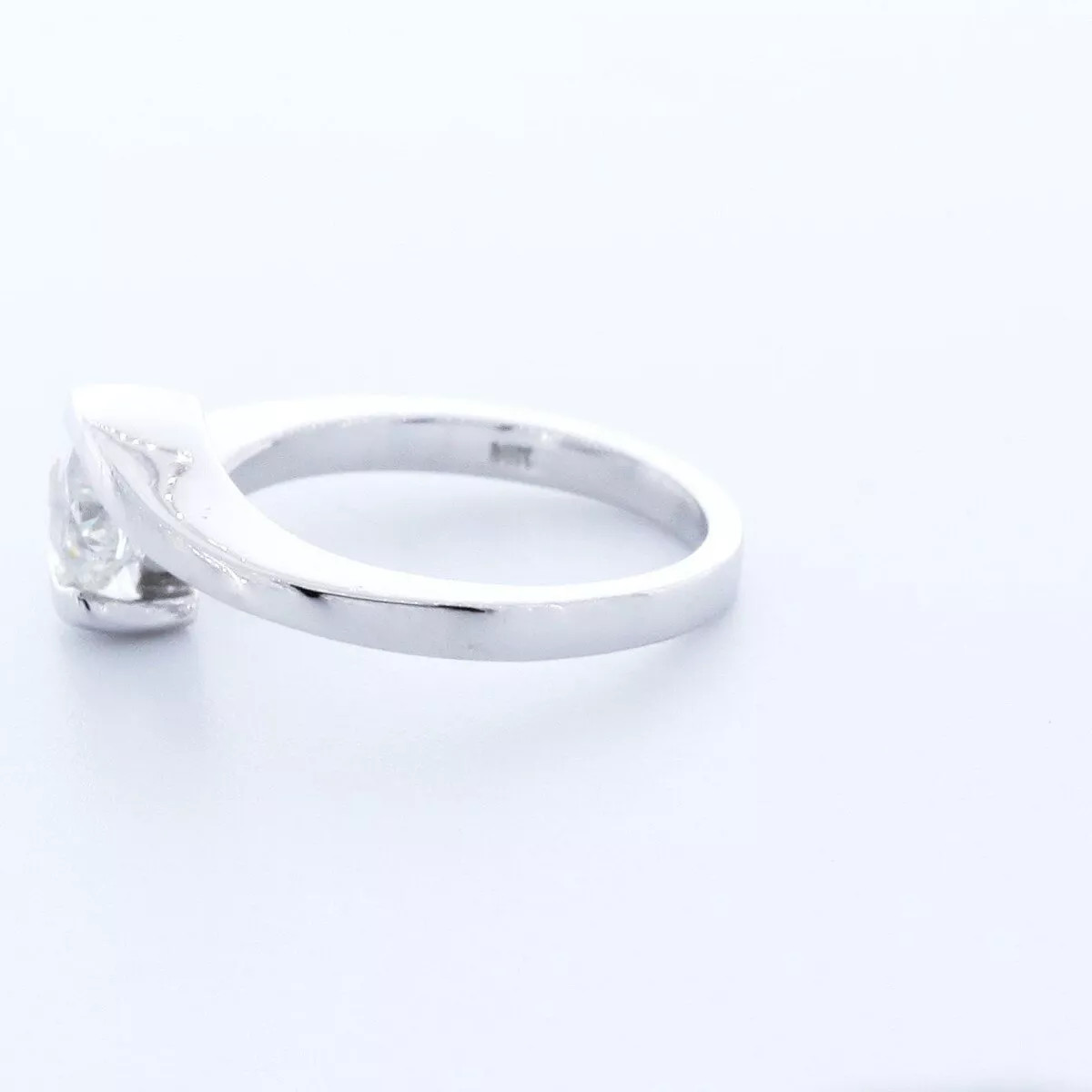 Solitaire Engagement Ring Solid 14K Gold 1.07 CT Round Lab-Grown Diamond F VS1
