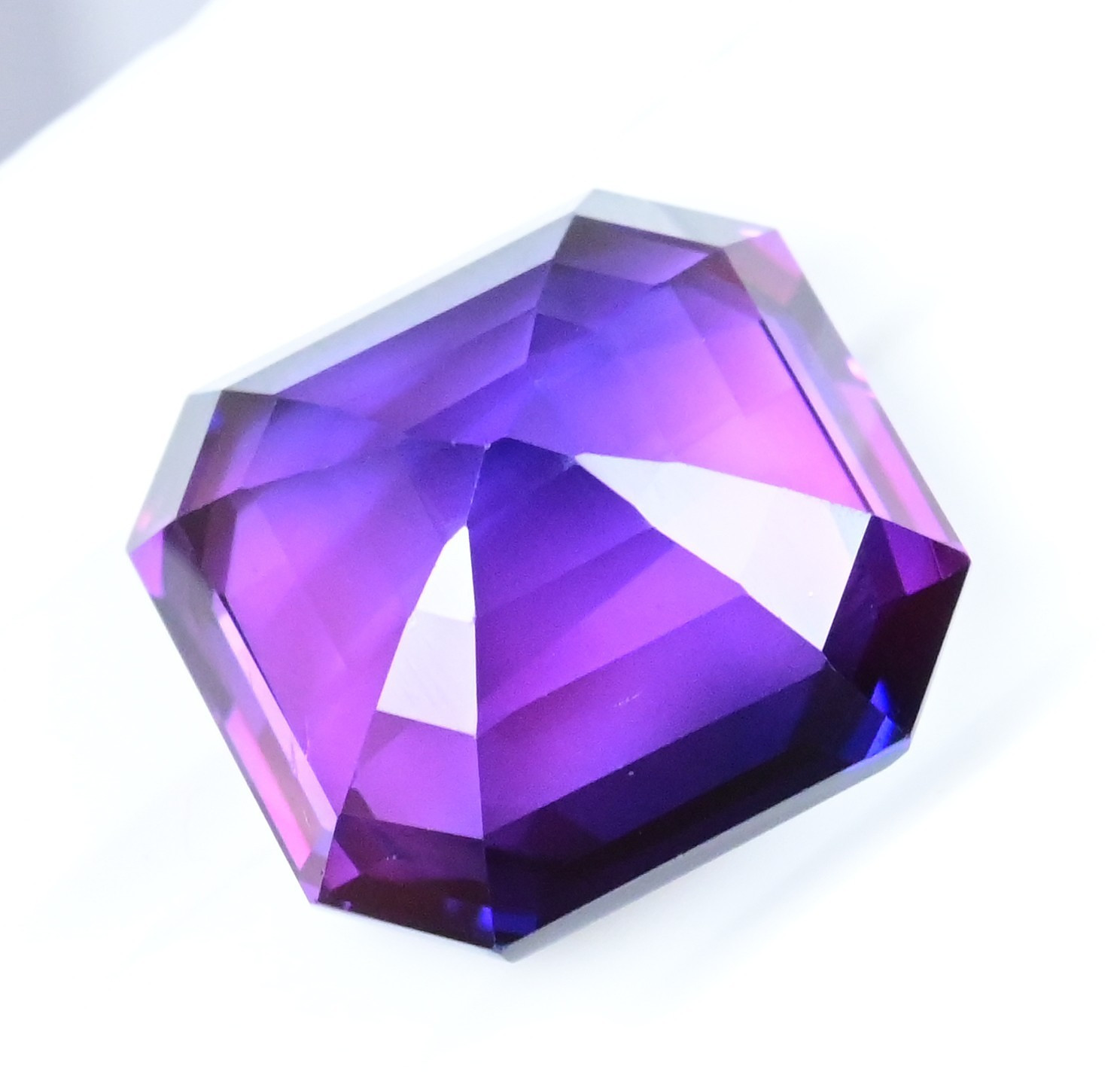 32.05 Ct Natural Purple Blue Montana Sapphire Flawless Certified Loose Gemstone