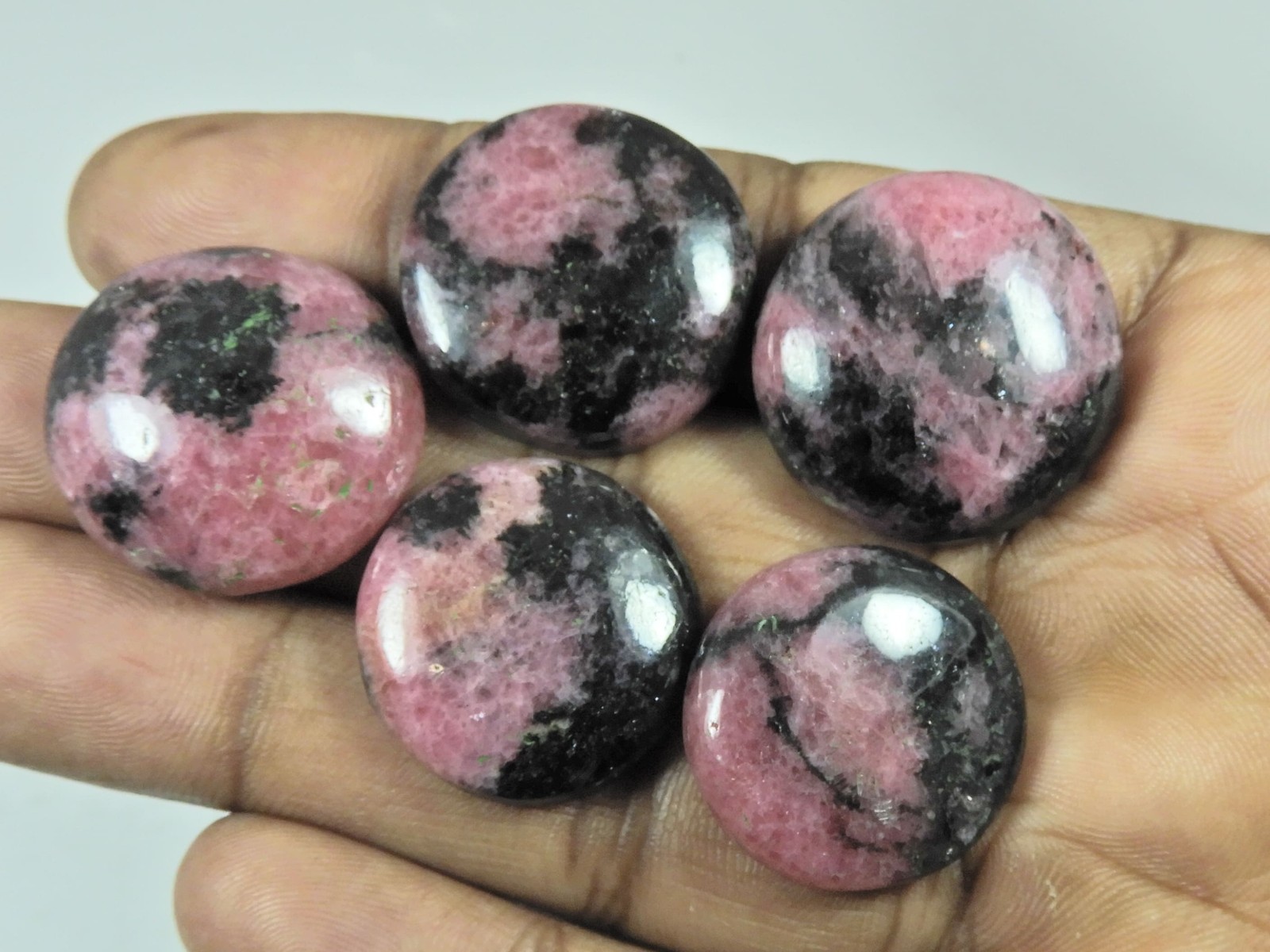 215Cts. Natural Rhodonite Round Shape Cabochon Loose Gemstone 05Pcs Lot w550