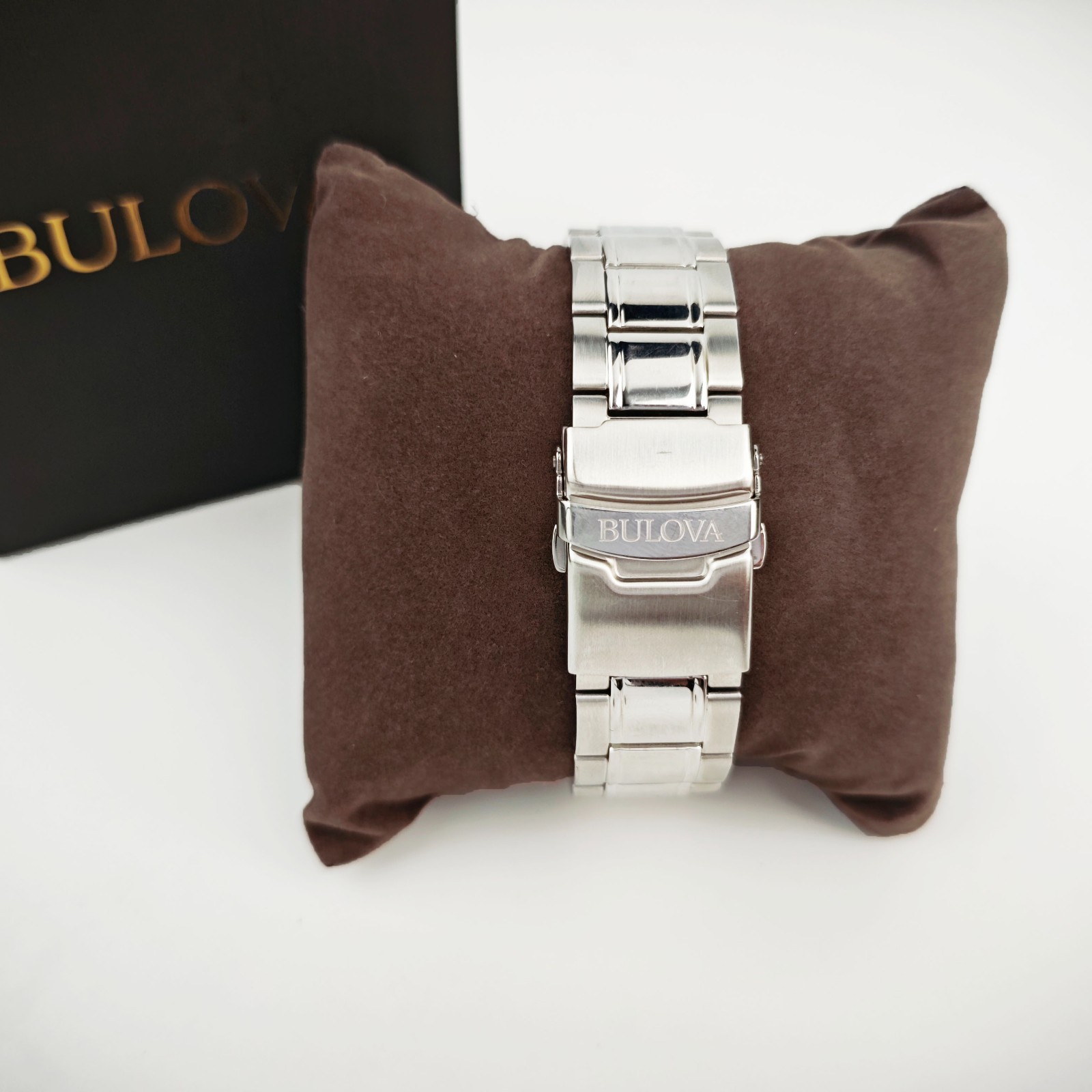 Bulova Men’s Marine Star 6-Hand Quartz Watch 96B255 White Dial 43mm With Box