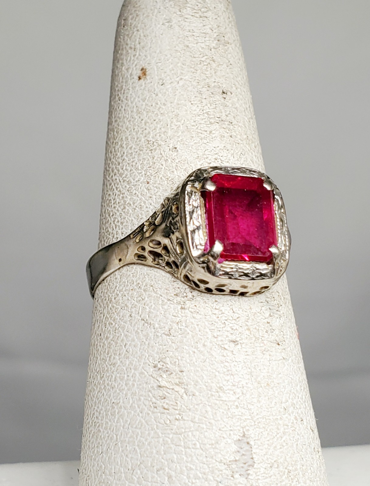 Antique Art Deco 14K White Gold Ruby Ring Victorian Size 7.75 | 2.29g