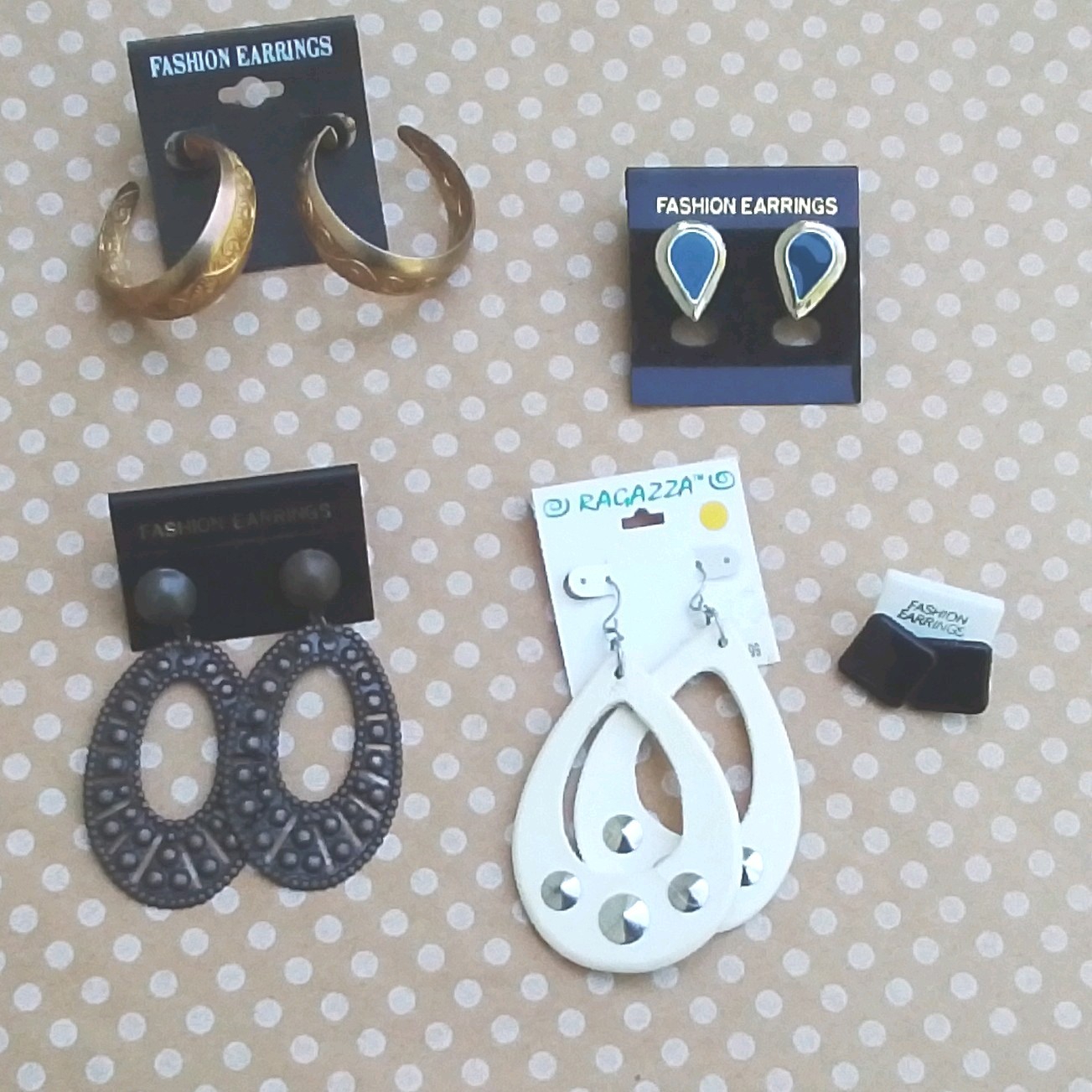 Mixed Lot 5-Pair Women’s Fashion Earrings Set, Multicolor Metal/Plastic