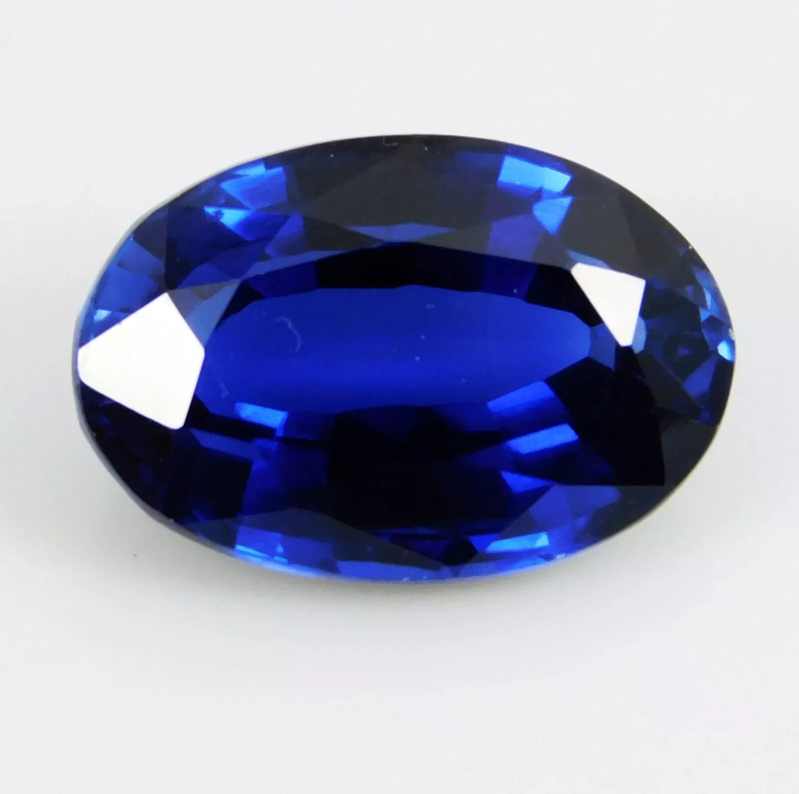 Kashmiri Blue Sapphire Oval Cut EGL Certified 8-10 Ct Natural Loose Gemstone