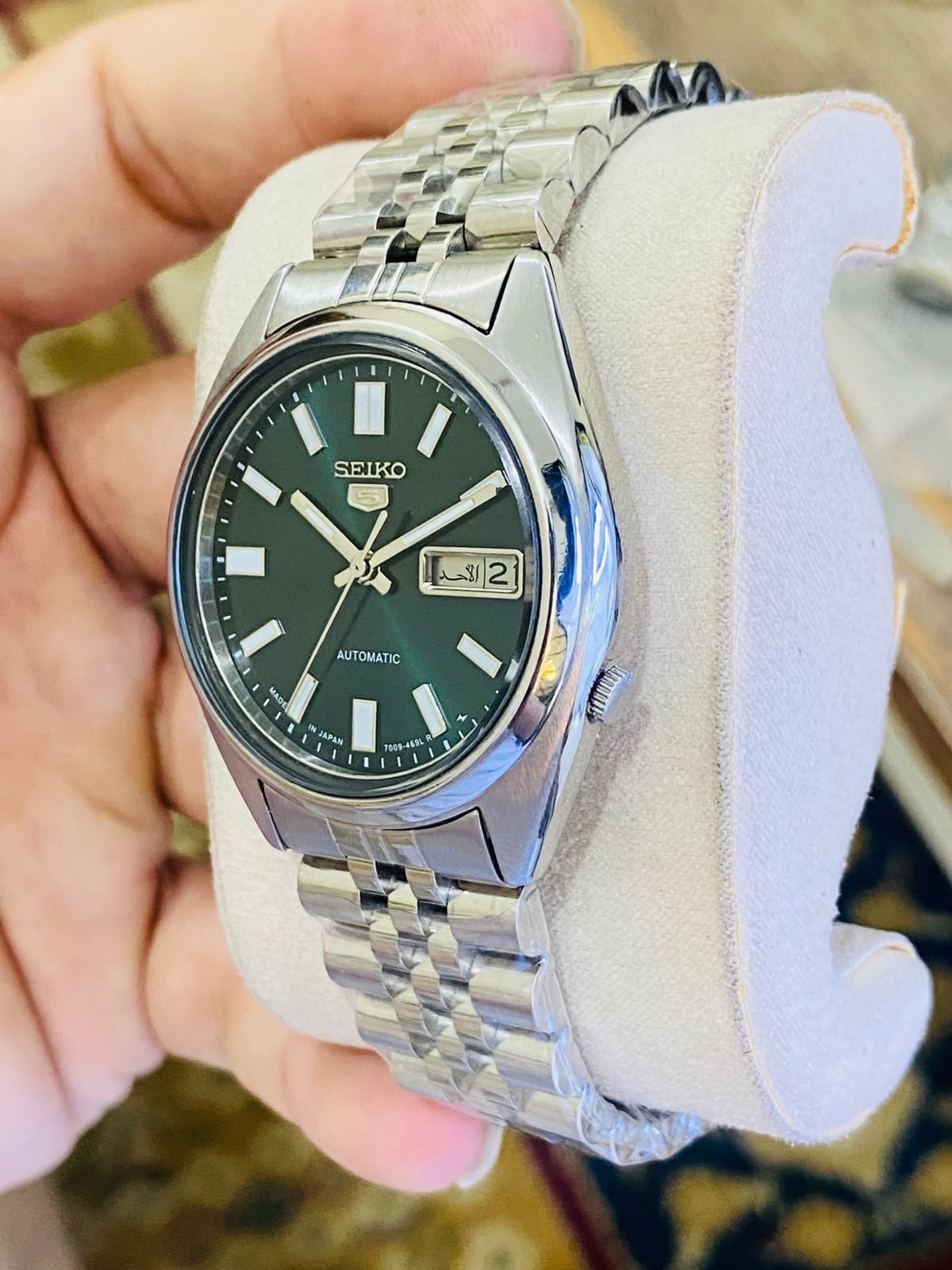 Seiko 5 Automatic 7009-3041 Men’s Day/Date Vintage Japan Watch