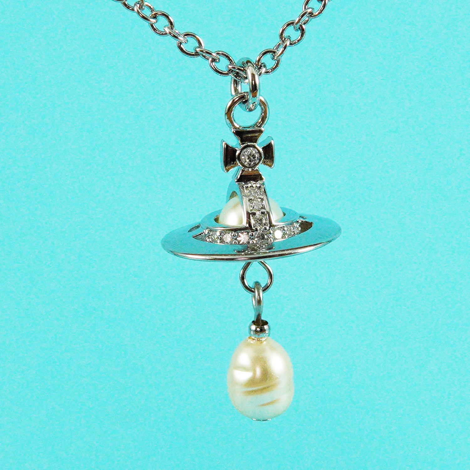 Vivienne Westwood New Petite Orb Drop Pendant 3D Necklace Silver tone Box Set