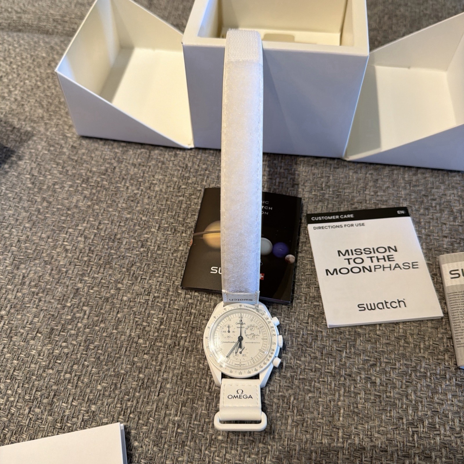 OMEGA x Swatch Speedmaster MoonSwatch Mission to the Moon Snoopy Watch White