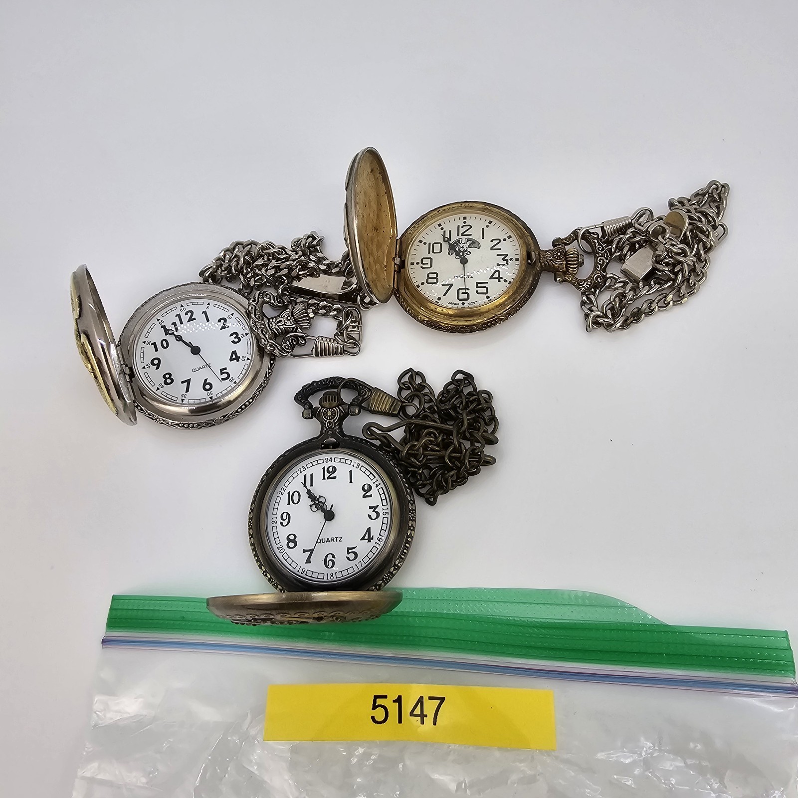 3X Pocket Analog Watches 46MM White Cream Dial Multicolor Cases New Batteries