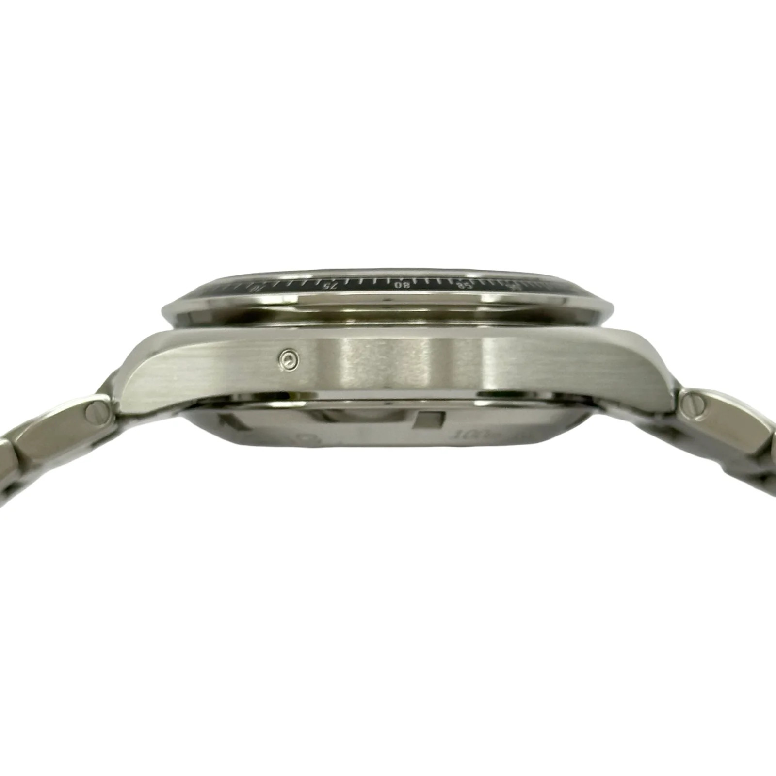 OMEGA Speedmaster 326.30.40.50.01.001 40mm Stainless Steel Black Dial OKW2358