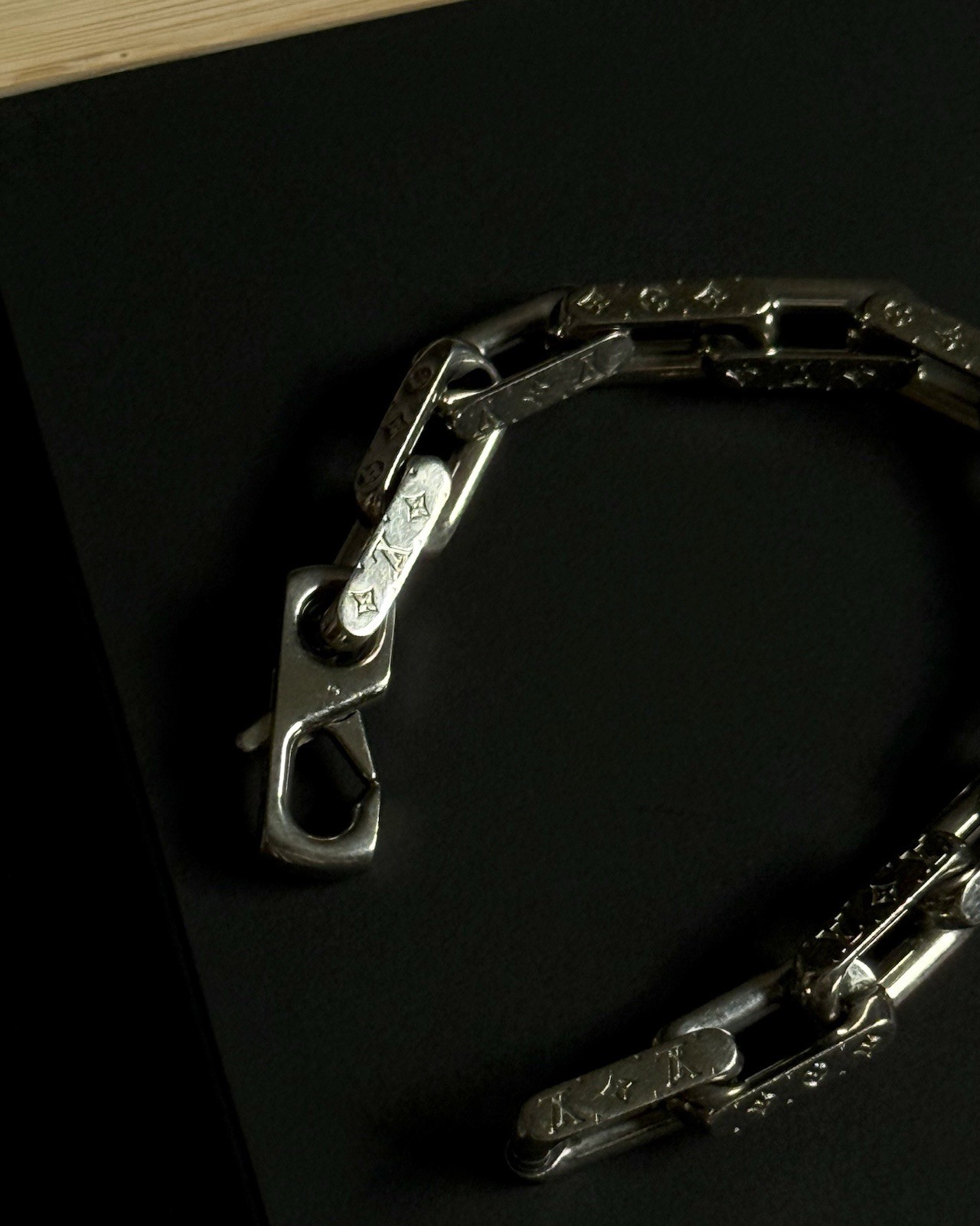 LV Louis Vuitton Monogram Men’s Bracelet Silver Size M