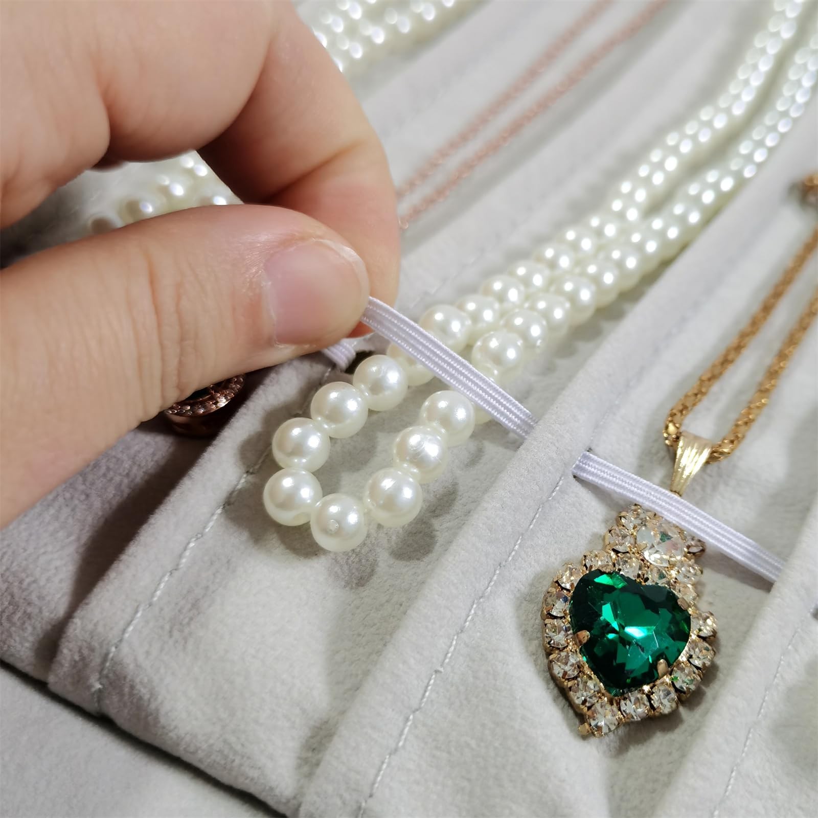 Portable Jewelry Roll Untangled Secure Necklace Travel Storage Bag Displays H…