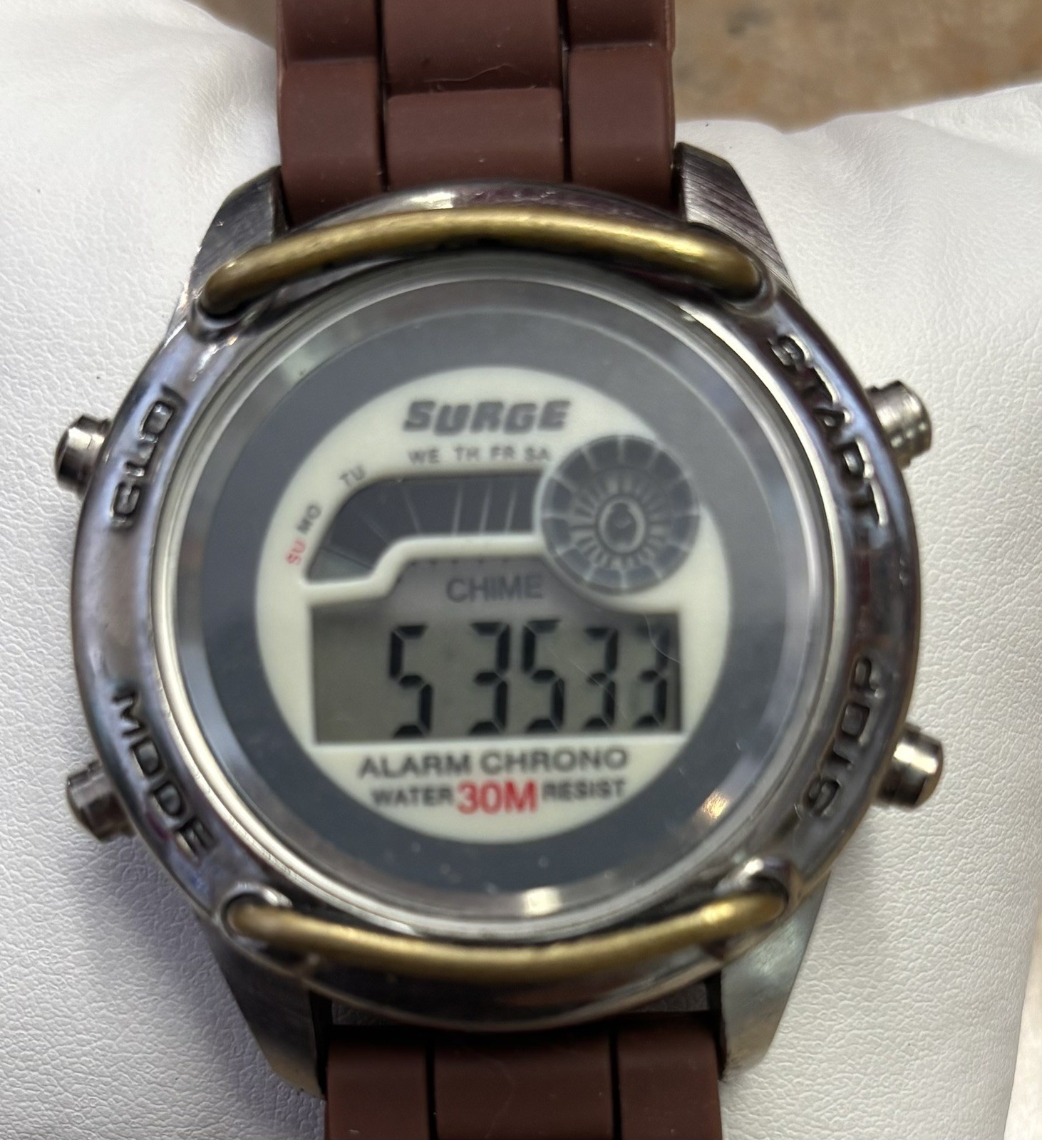 VINTAGE 80s G.I.I. SURGE WATCH SURM1558 RARE!! GLO WORKS! NEW BATTERY! (B23)