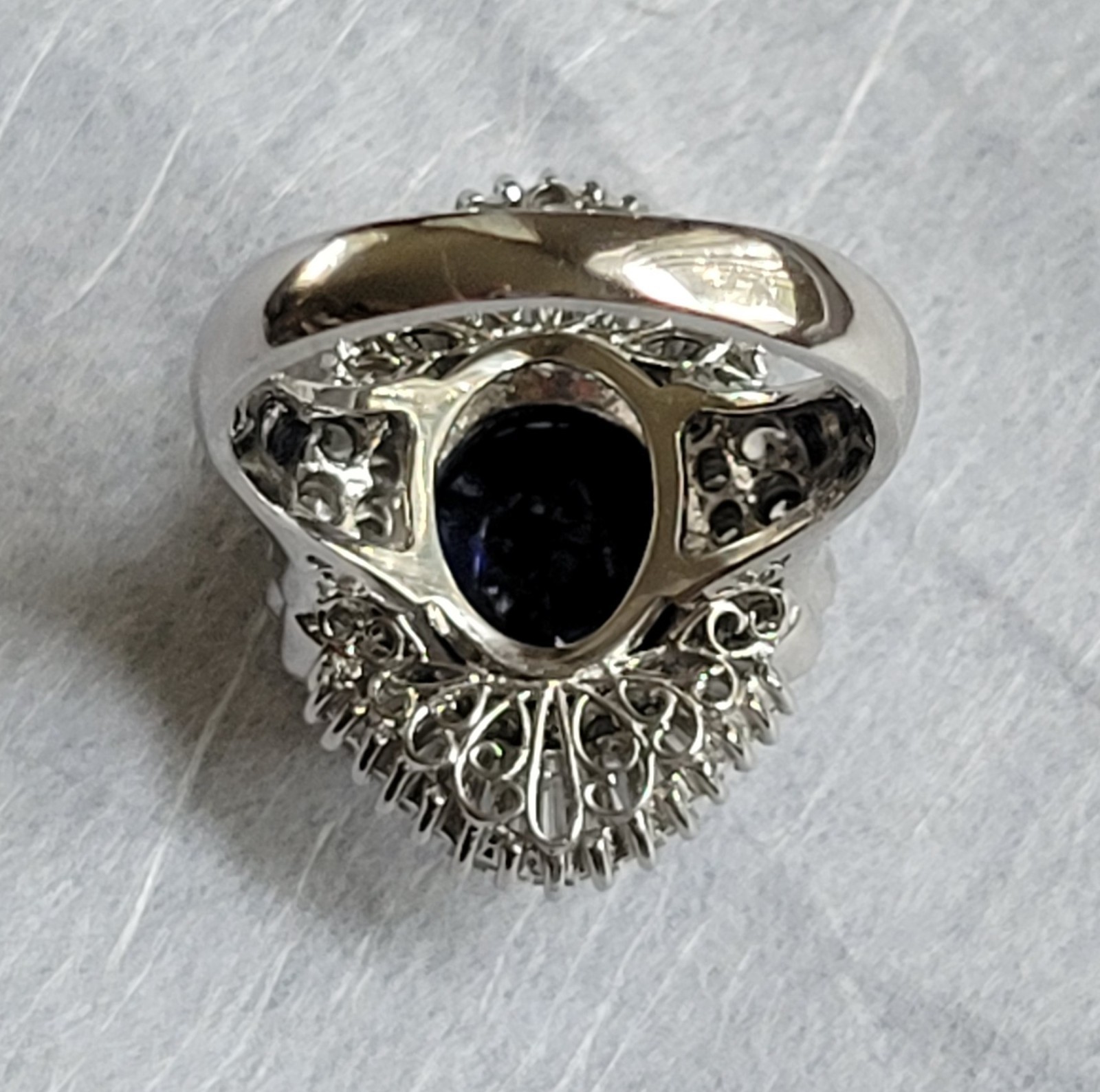 GORGEOUS ESTATE 4.90 CT OVAL CUT SAPPHIRE 1.47 CT DIAMONDS P900 RING SZ 6 – FS