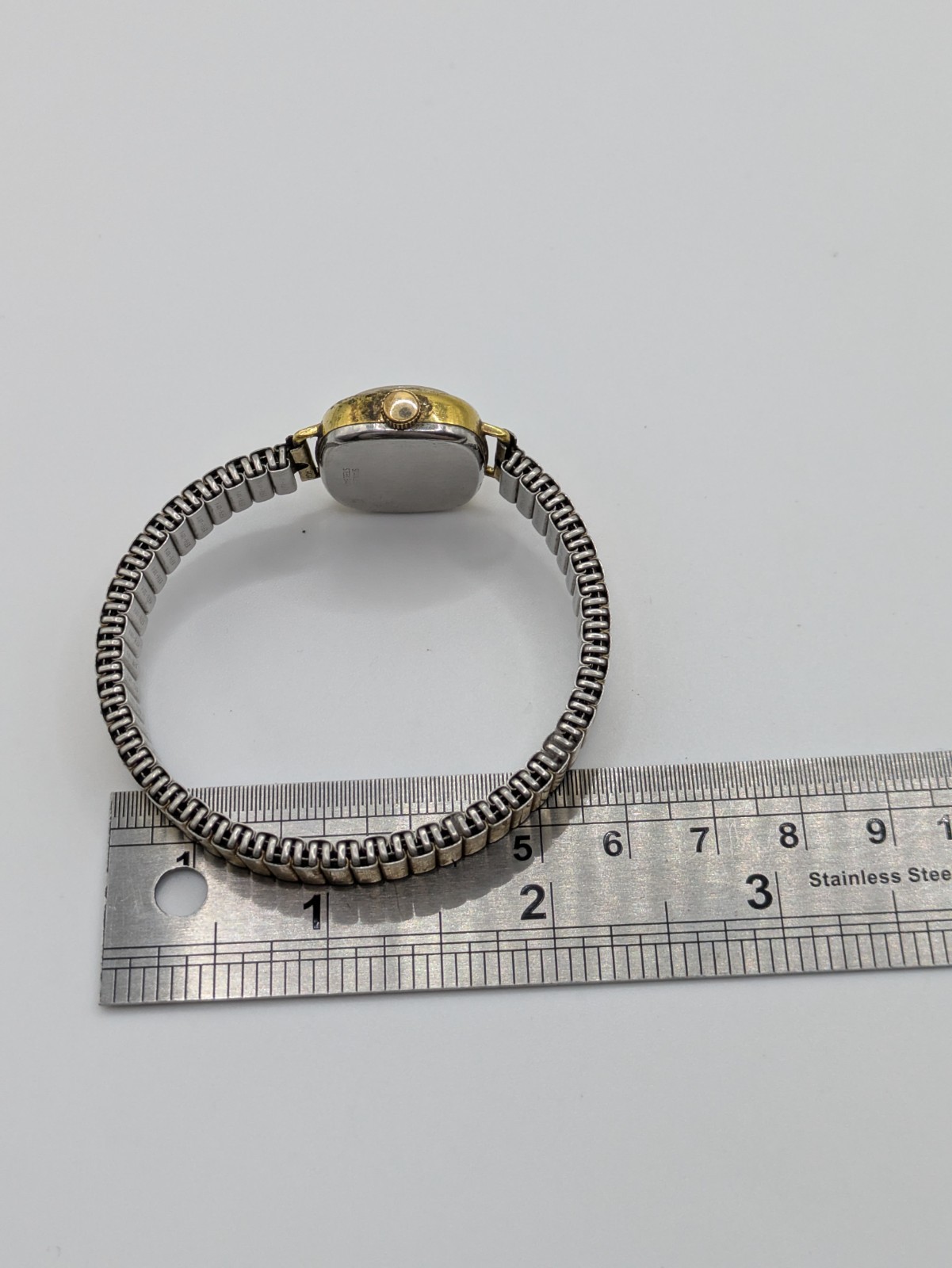 Avia FHF 69-21 Manual Wind Wristwatch 17Jewels Swiss Untested Parts Repairs 26mm