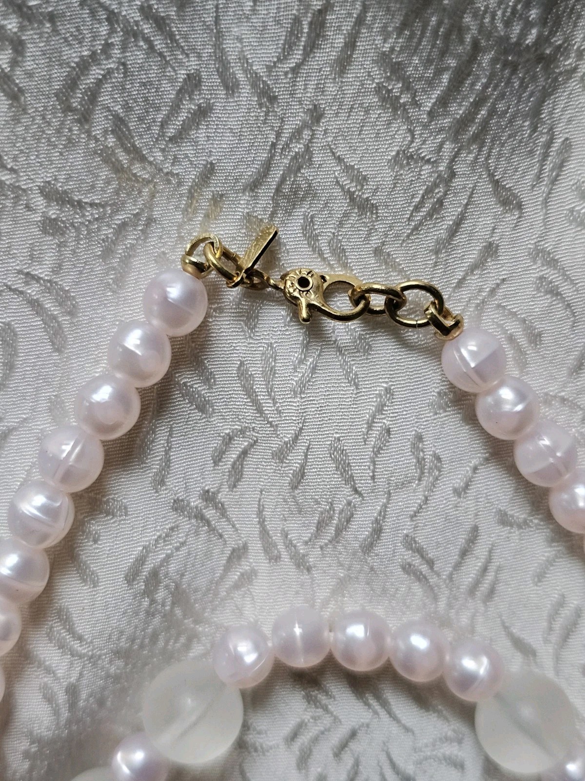Monet Pink Faux Pearl 5.7mm & Translucent 9.7mm Bead Necklace 36″ Signed Vtg