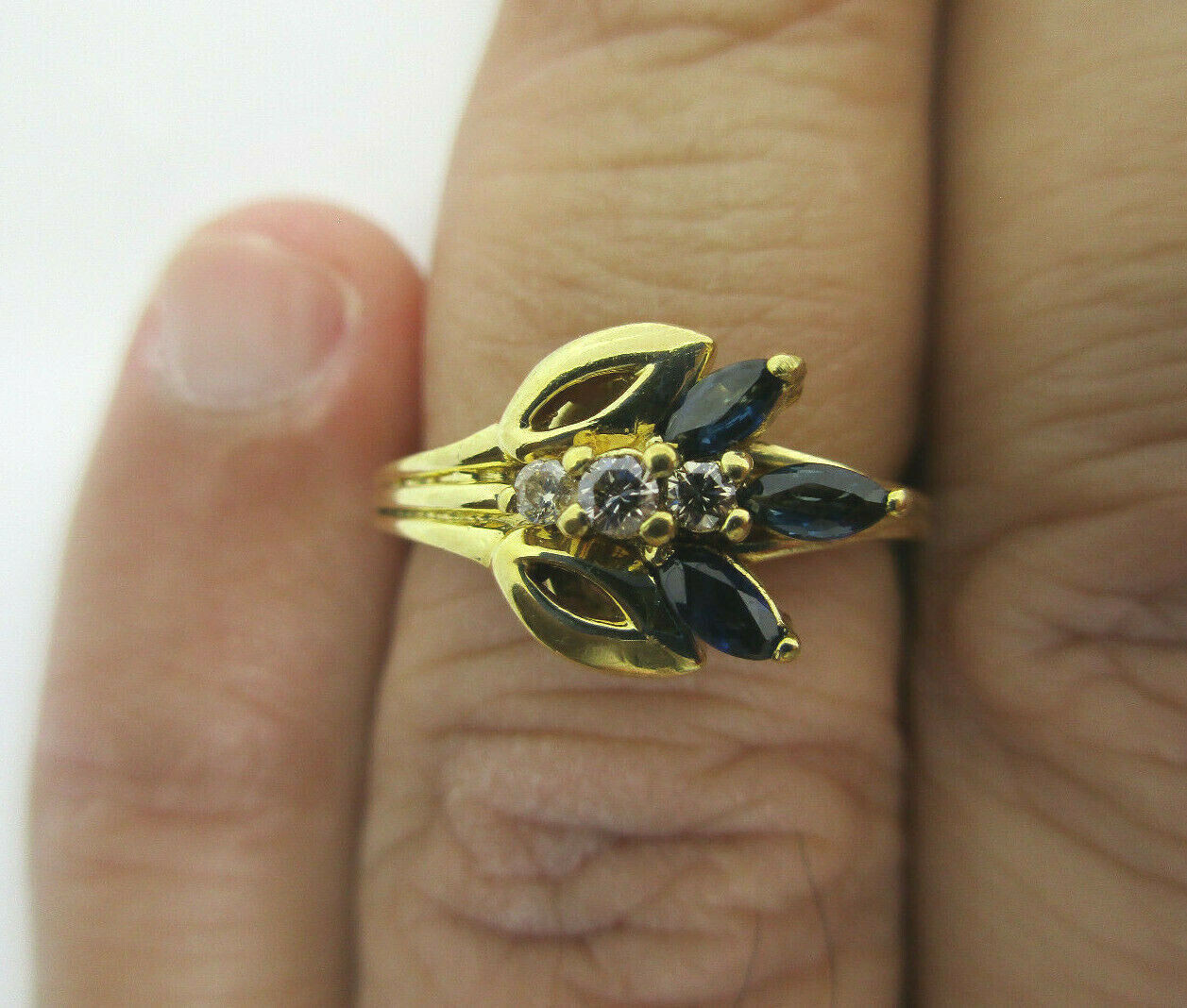 .65 Carat 14K Gold Diamond & Sapphire Ring Diamond=.15 Carat H-VS2 4.40 Grams