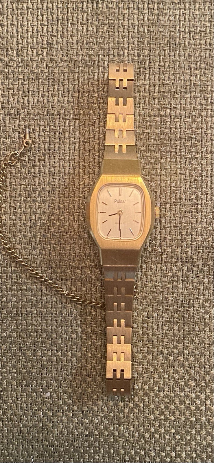 Vintage Ladies Pulsar Quartz Watch with Safety Chain. New Battery Installed