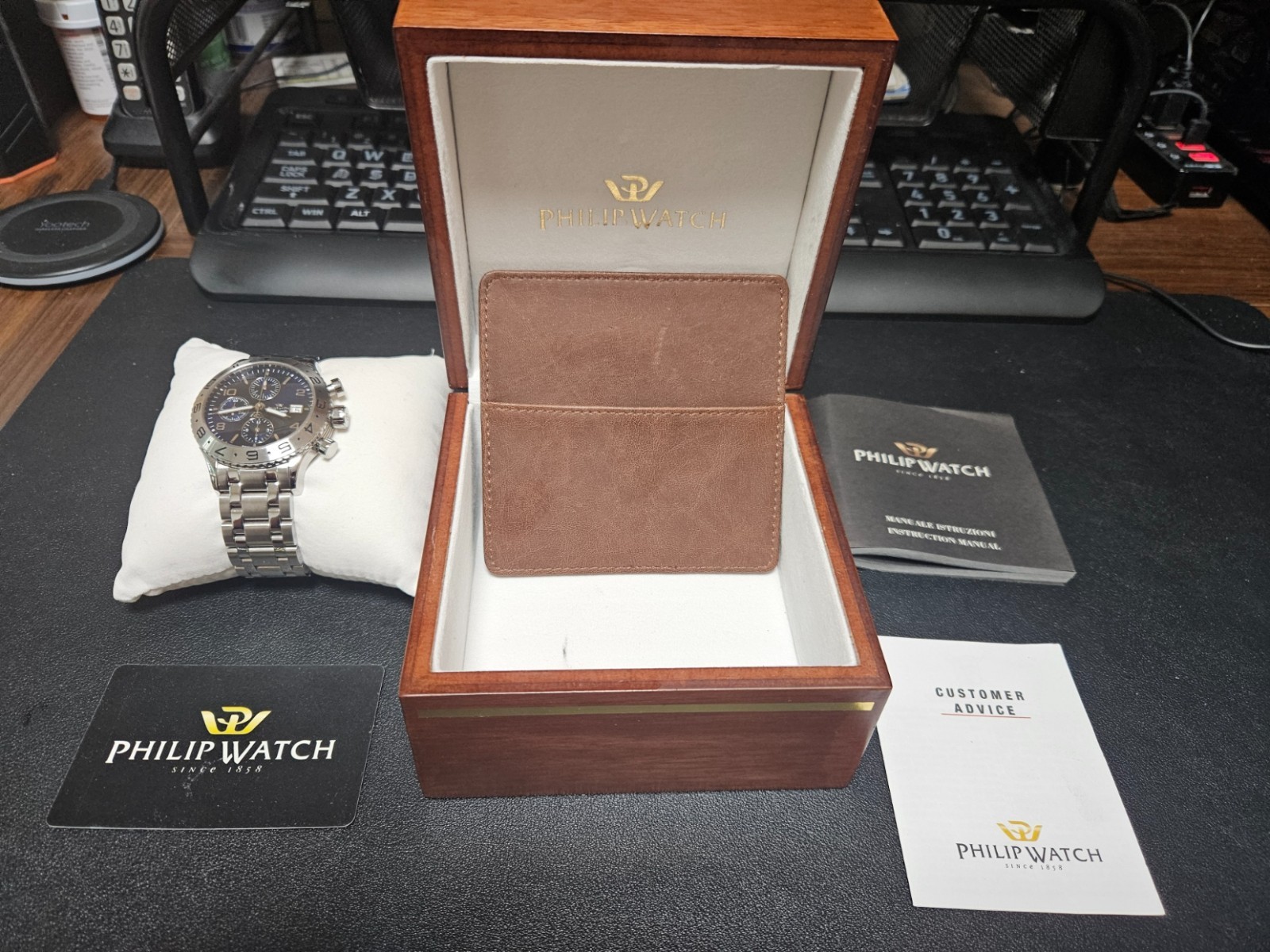 Philip Swiss Automatic Men’s Chronograph, Valjoux 7750, with box/papers