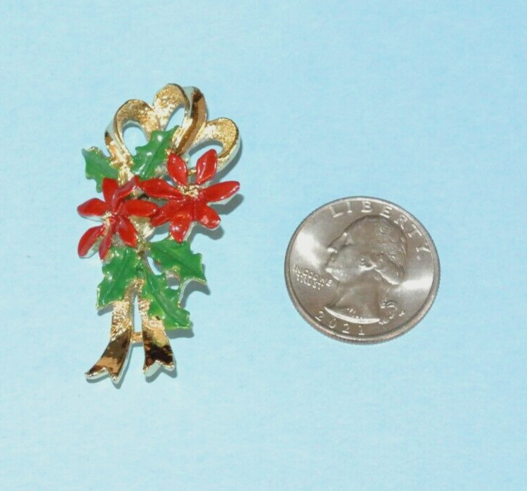Vintage Signed Gerry’s Goldtone Christmas Poinsettias Holly Leaves Brooch / Pin