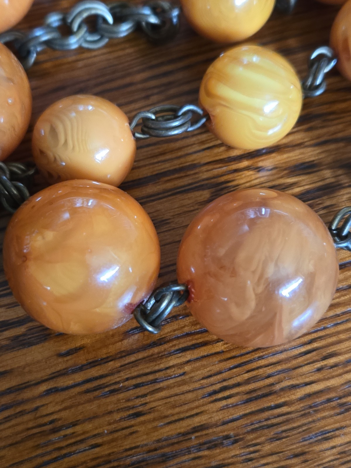 VTG Tested Bakelite Art Deco Egg Yolk Butterscotch Graduated Bead Necklace 114 G