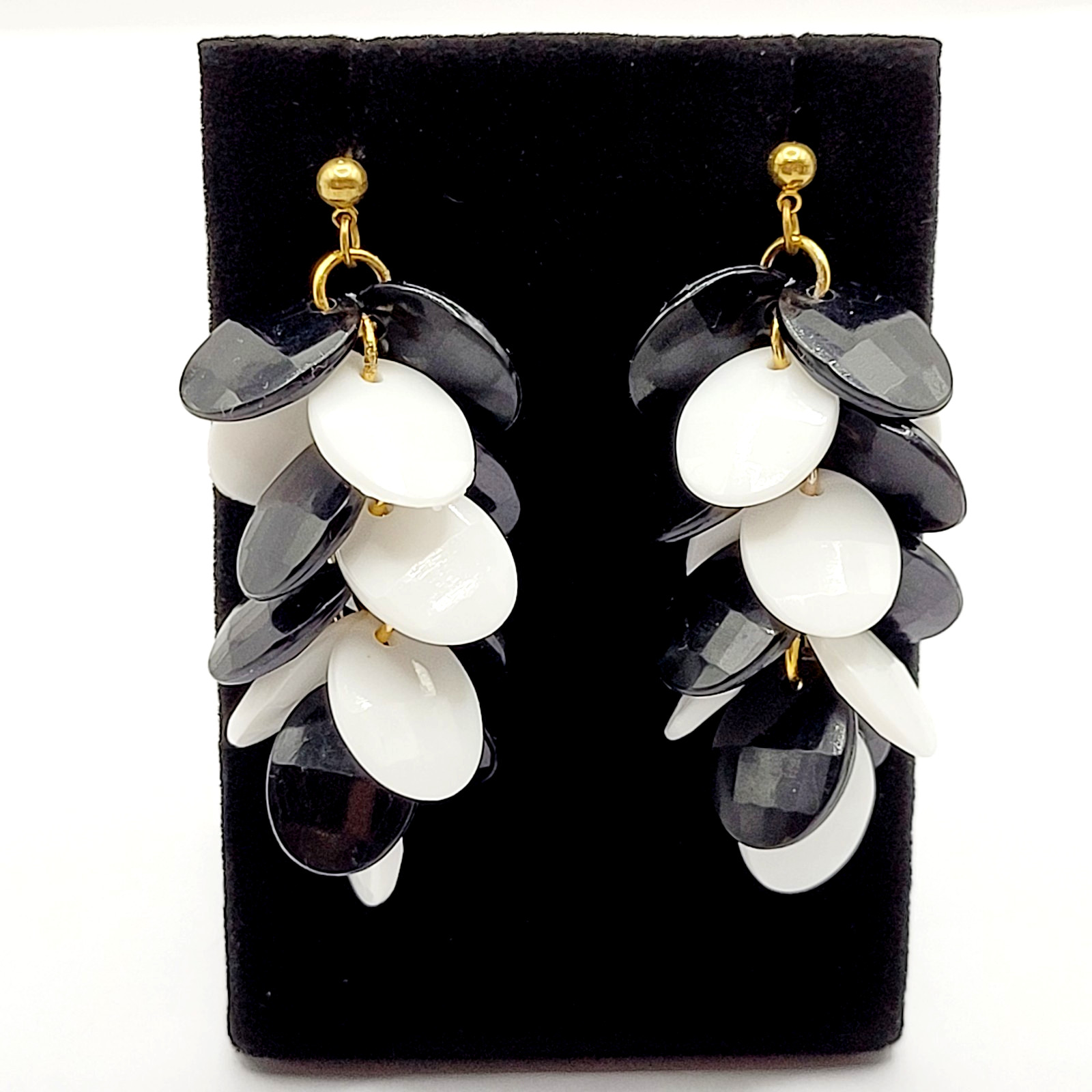 Black and White Flat Faceted Disc Dangle Long Cha Cha Style Vtg Pierced Earrings