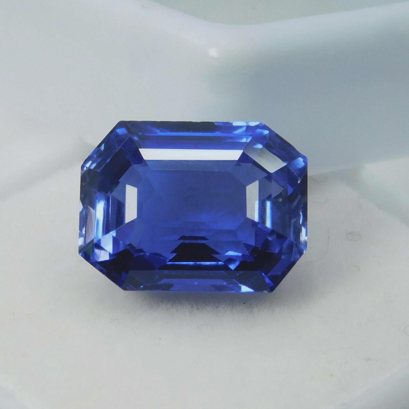 CERTIFIED 7.00 Ct Natural blue Diamond emerald LOOSE VVS/ 14 mm