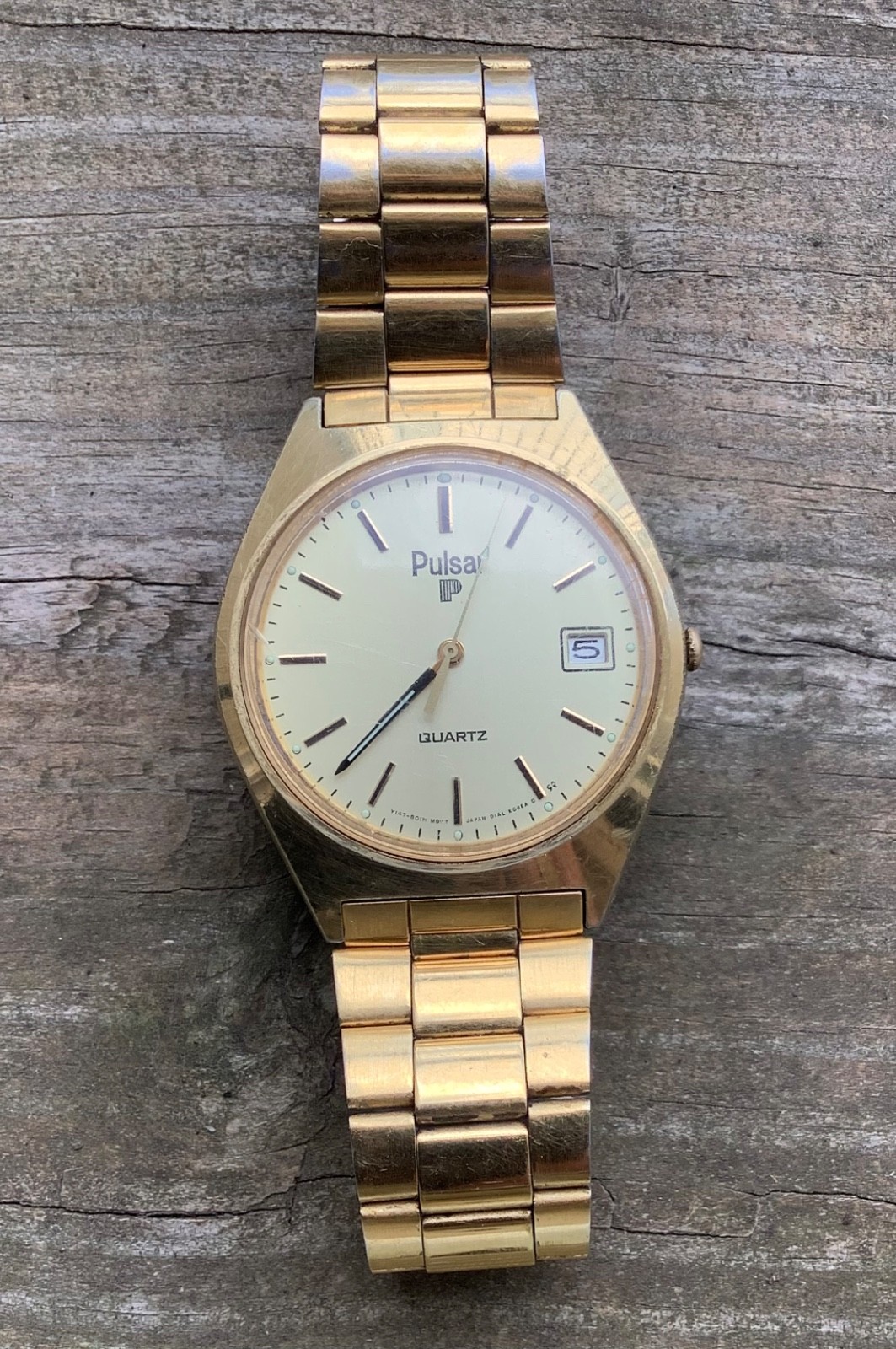 Vintage Pulsar Model Y147 8049 Calendar Date Men’s Gold Tone Watch New Battery