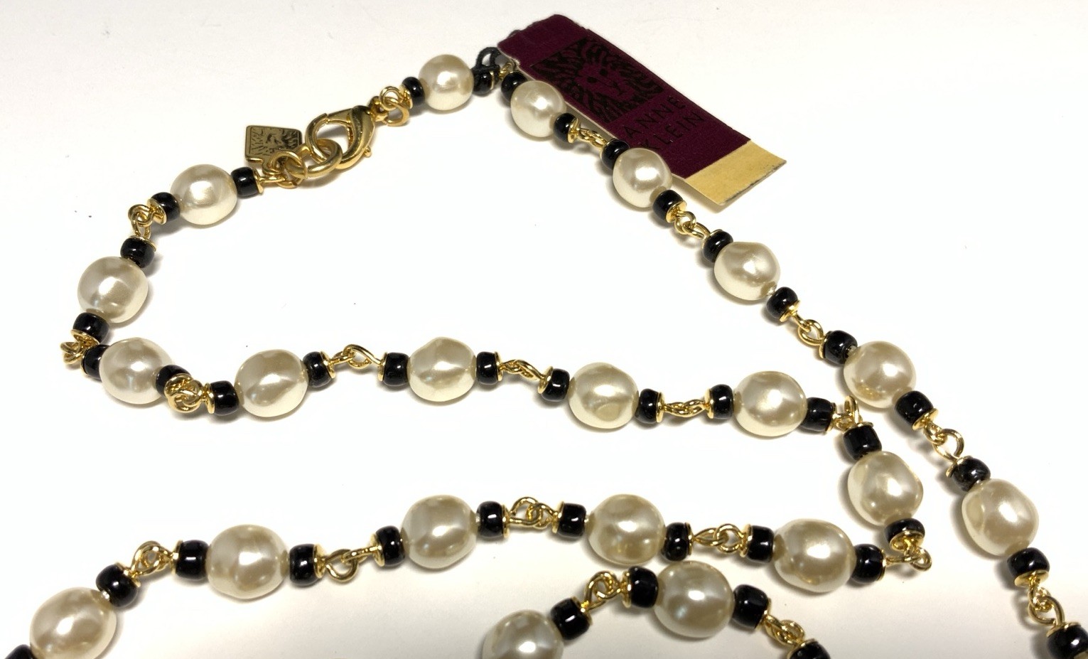 Anne Klein Gold Tone Faux Pearl & Black Beaded Chain Necklace 33-inches KY121