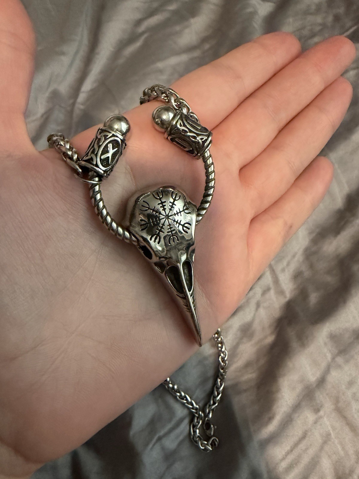 Stainless Steel Gothic Raven/ Crow Skull Pendant Necklace With Detail Engravings
