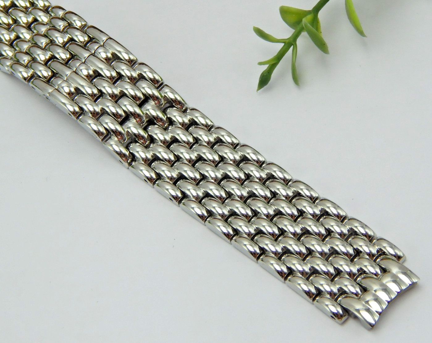 Silver Beads of Rice Butterfly clasp watch band 13mm Center Link Lucien Piccard