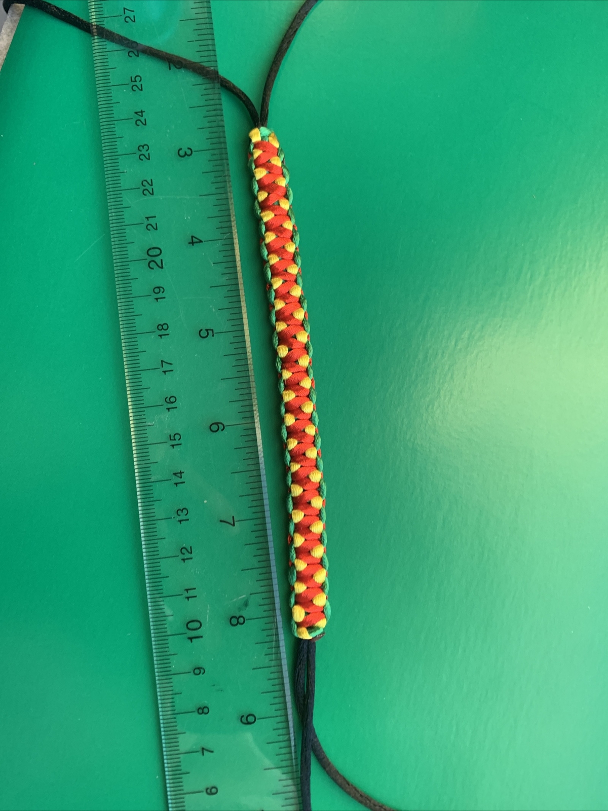 GUYANA Bracelet RED BLACK YELLOW GREEN Satin Rattail Cord Shamballa Nylon