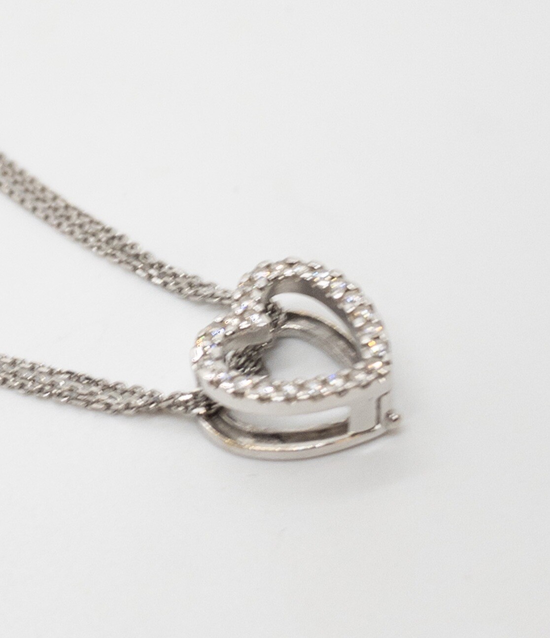 Diamond Heart Necklace 18k White Gold Tripple 14k Chain 16″ 7 grams