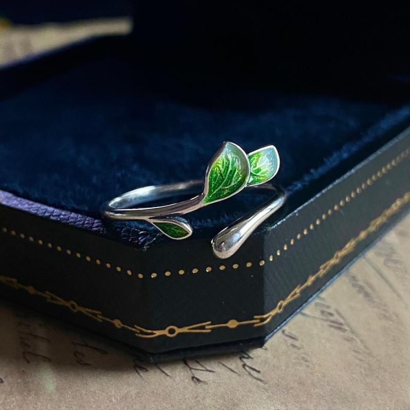 Green Enamel Leaf Adjustable Ring for Women Open Band Elegant Nature Jewelry