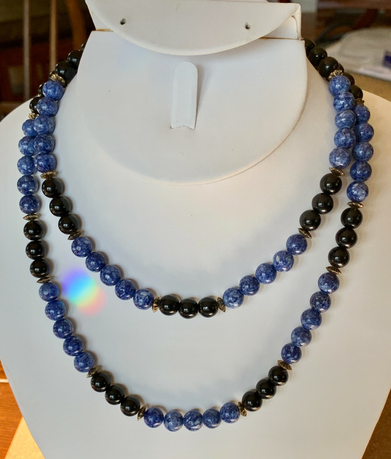 Black Onyx Blue Crackled Jasper NECKLACE 32″ 8mm Beads estate New