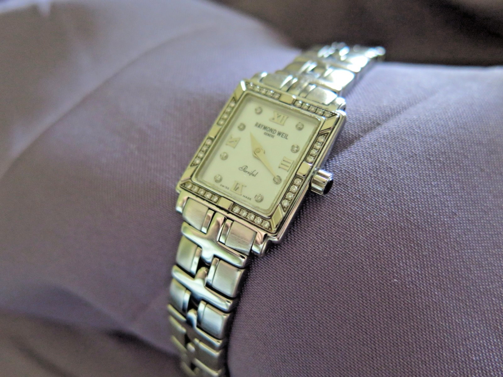 Raymond Weil Womens Parsifal with Diamonds #9631w/extra links