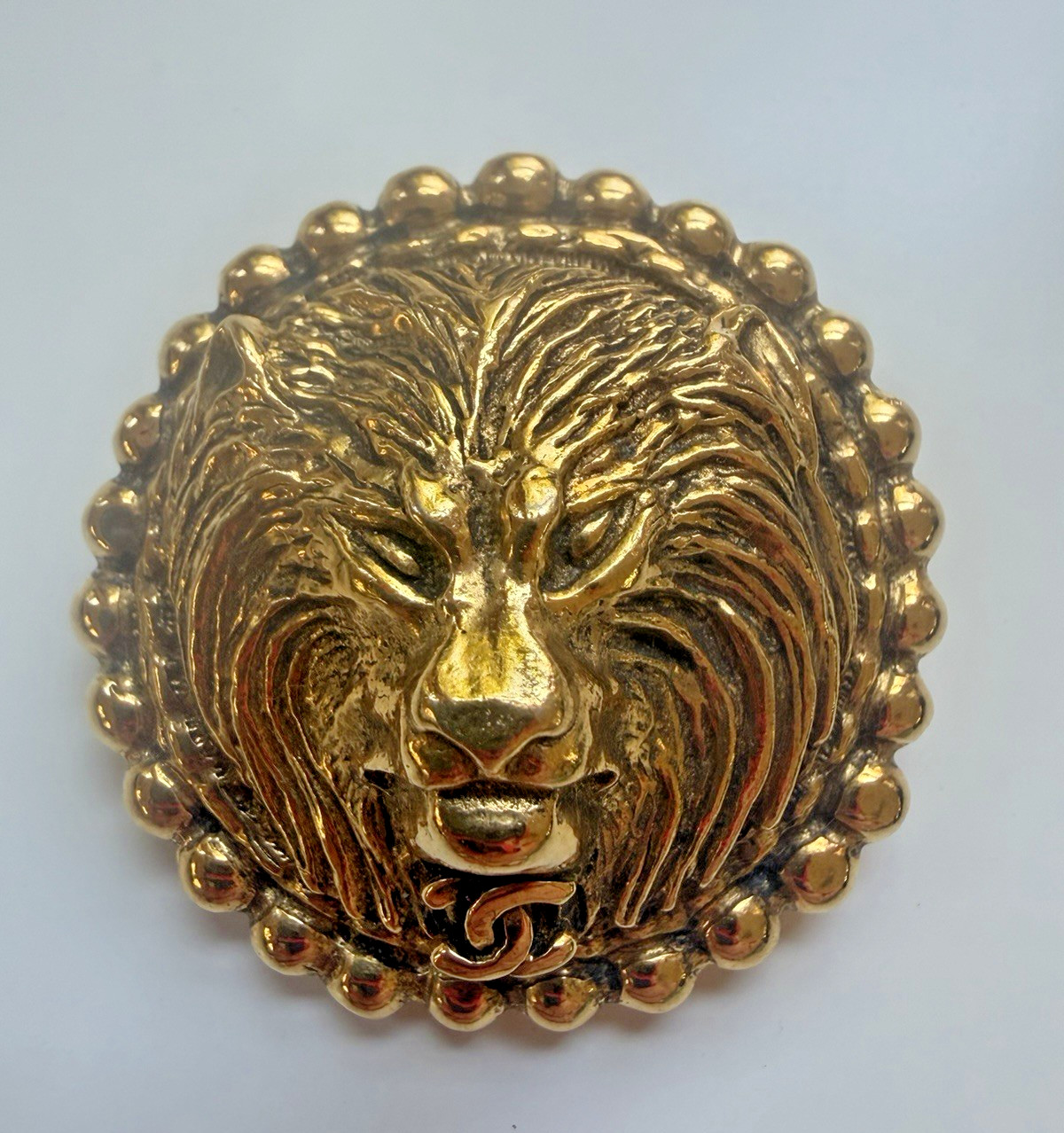 RARE Authentic Chanel Golden Metal Lion Head Brooch 1982 Designer Vintage Leo