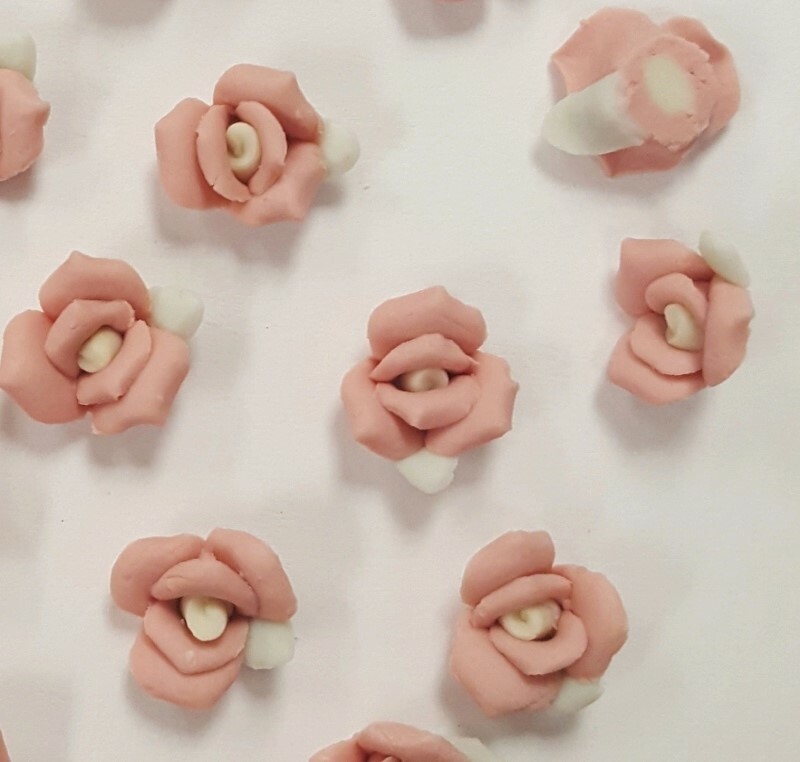 12 PIECES VINTAGE HANDMADE PORCELAIN ROSE FLOWER PINK 11mm. CAMEO CABOCHONS 511