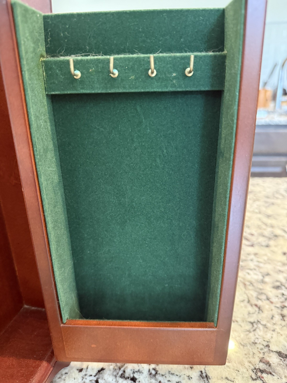 Bombay Company Jewelry Box Chest with Swing Out Necklace Compartments 1997