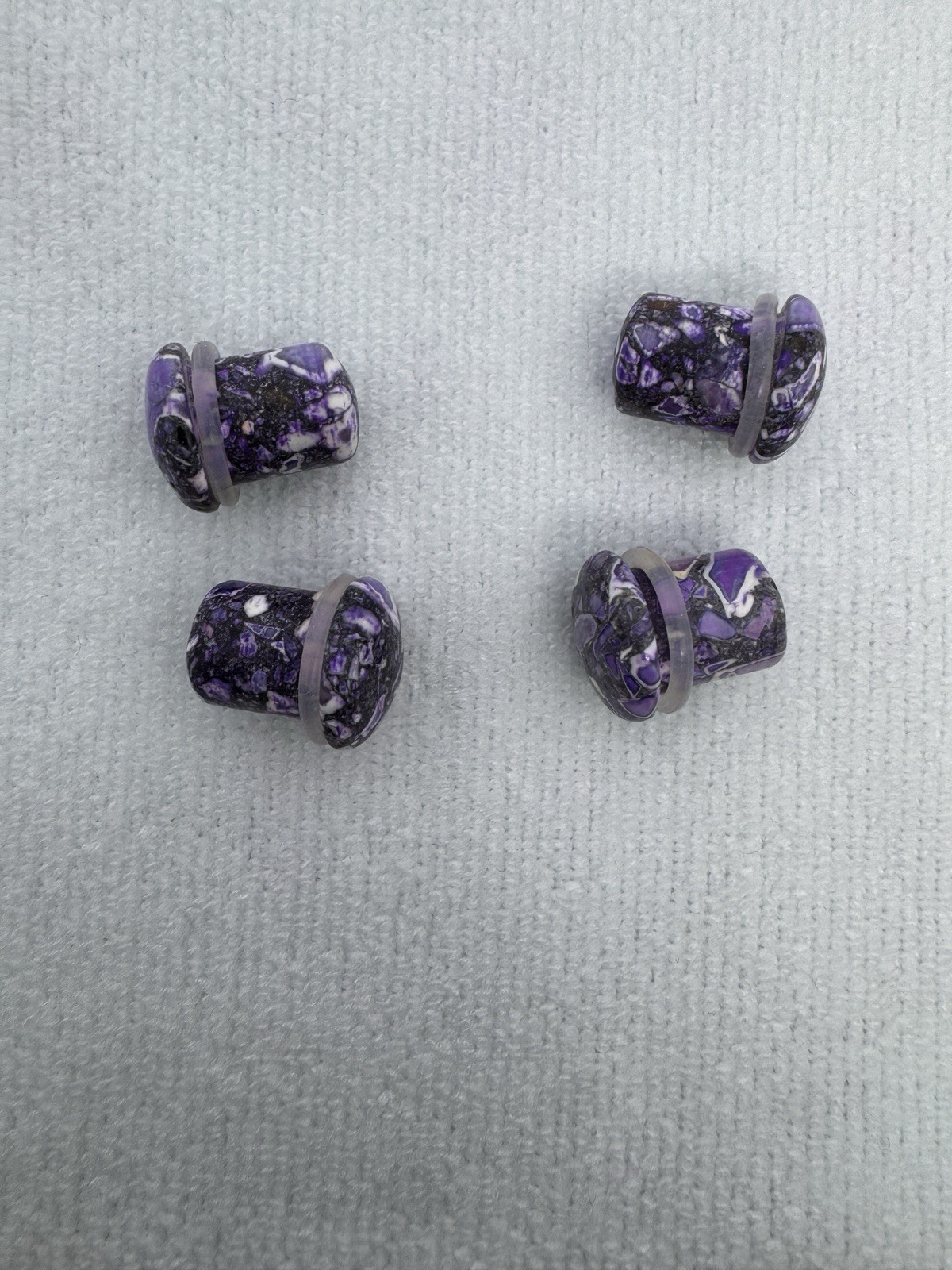 7 Pair 00g 10mm Natural Stone Ear Gauges Mountain Collection